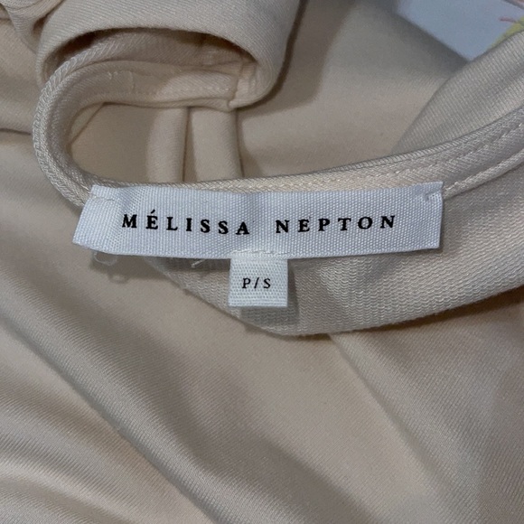 Melissa Nepton Puff Sleeve V-Neck Top P/S - Picture 8 of 9